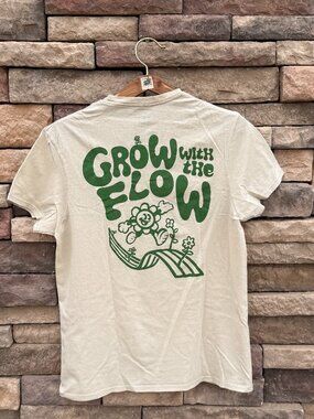 Peace of Mind Graphic Tee – “Grow With the Flow” – Cream